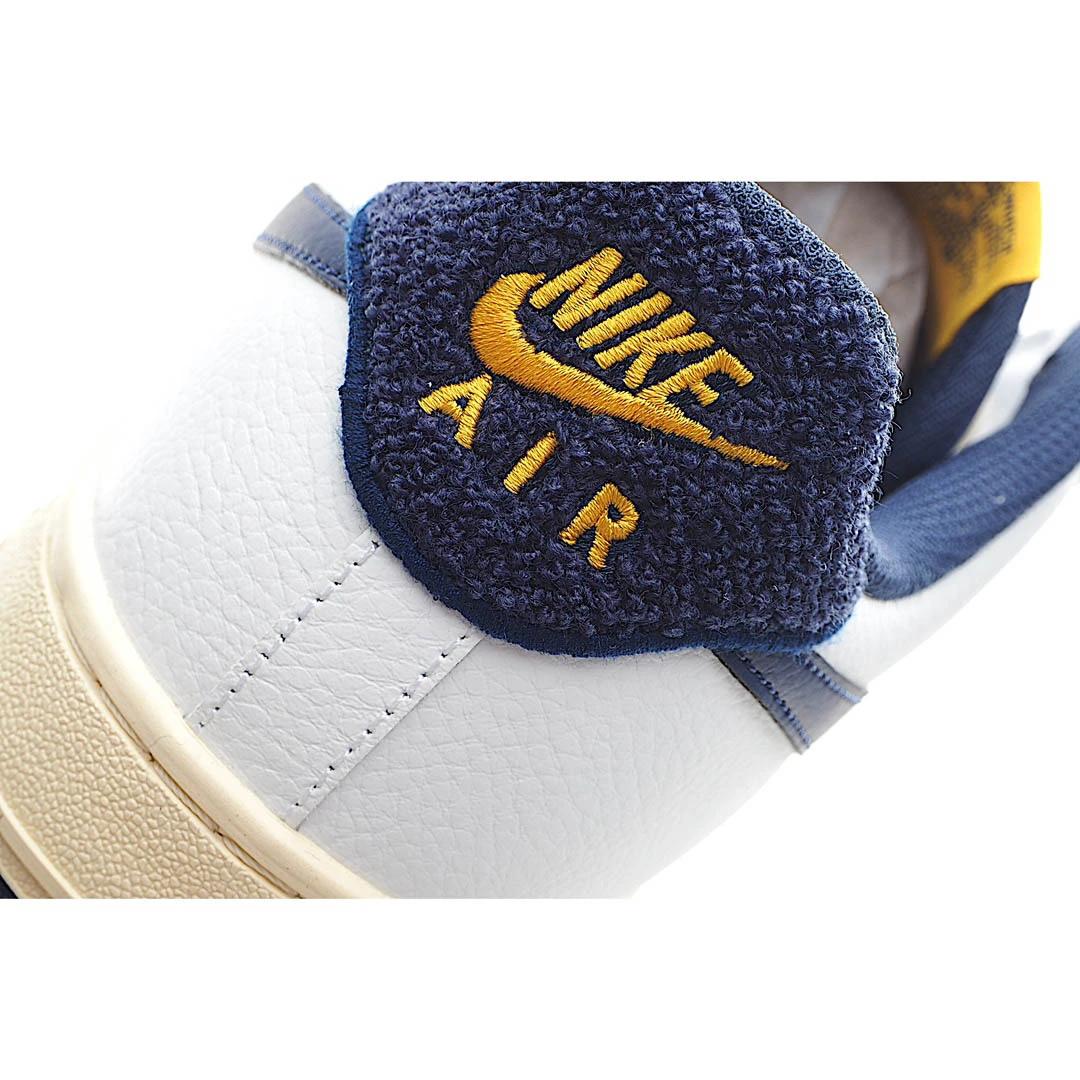 NikeAir Force 1