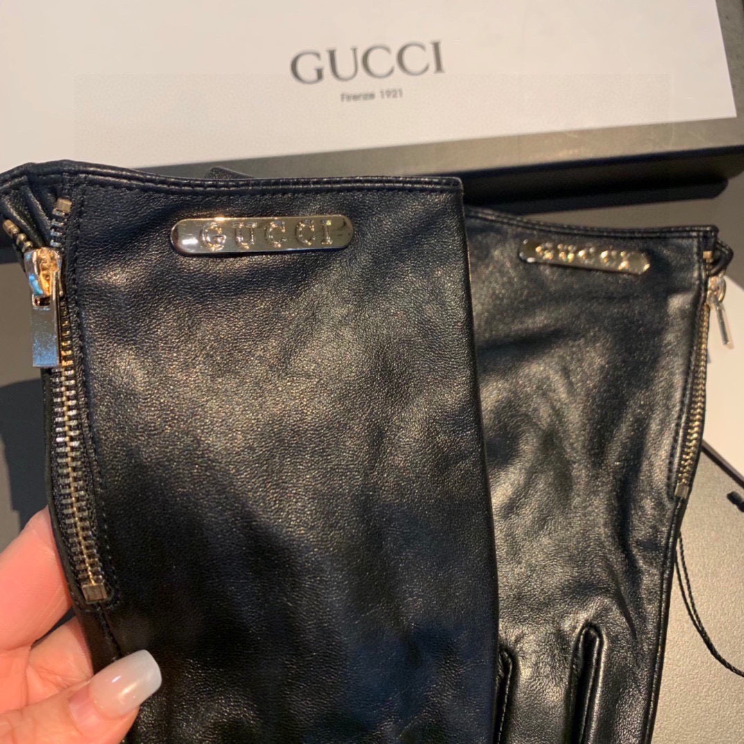 Gucci Gloves