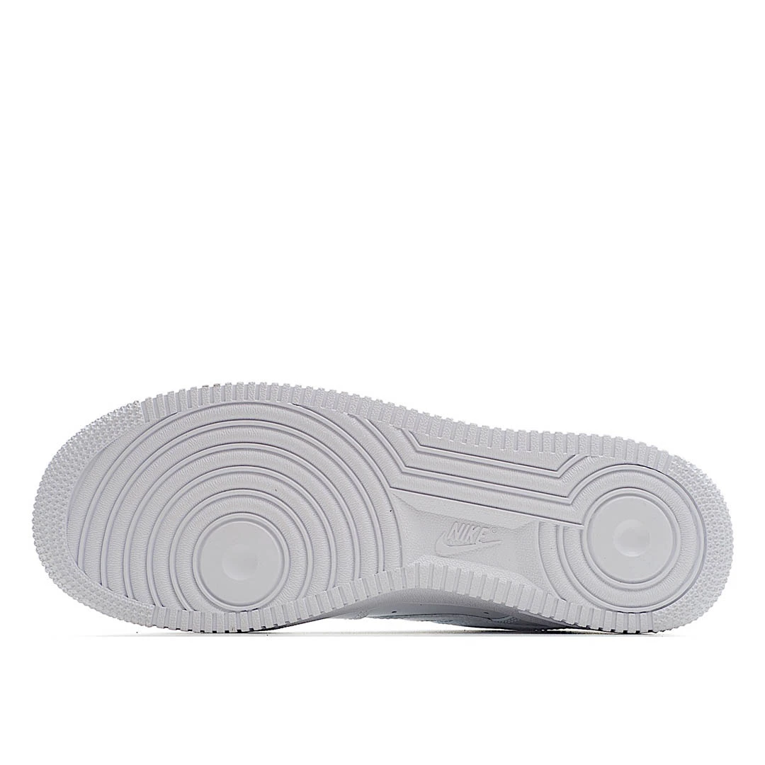 Nike Air Force 107 Low Low Top Sneakers