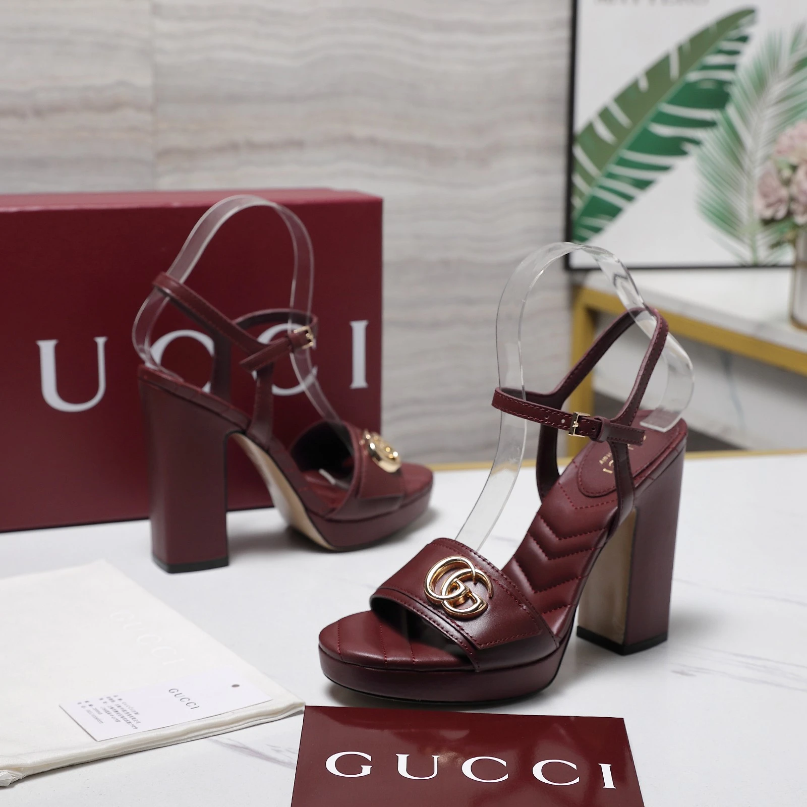 Gucci Spring 2026 New Waterproof Platform Roman Sandals