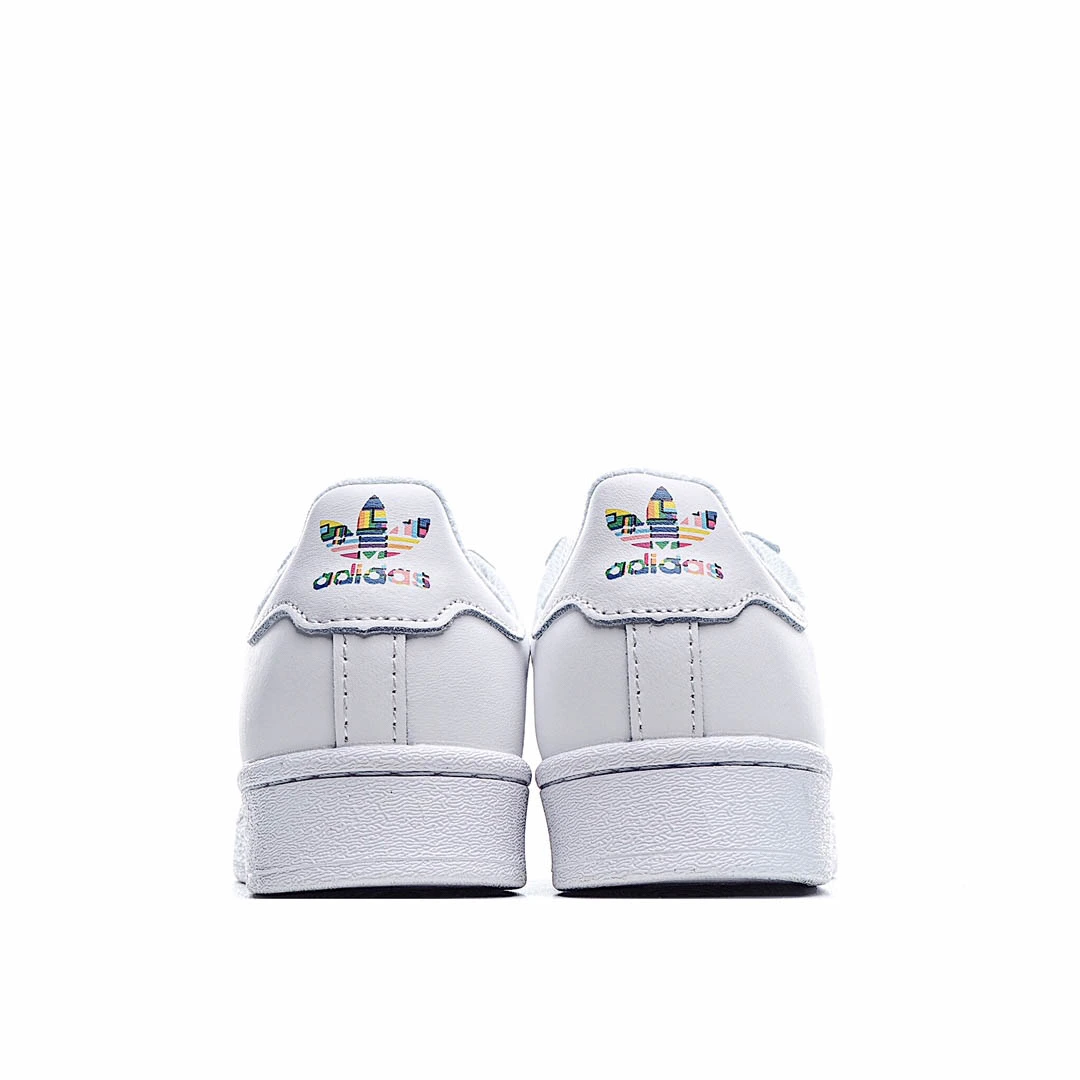 Adidas Superstar 'Pride'
