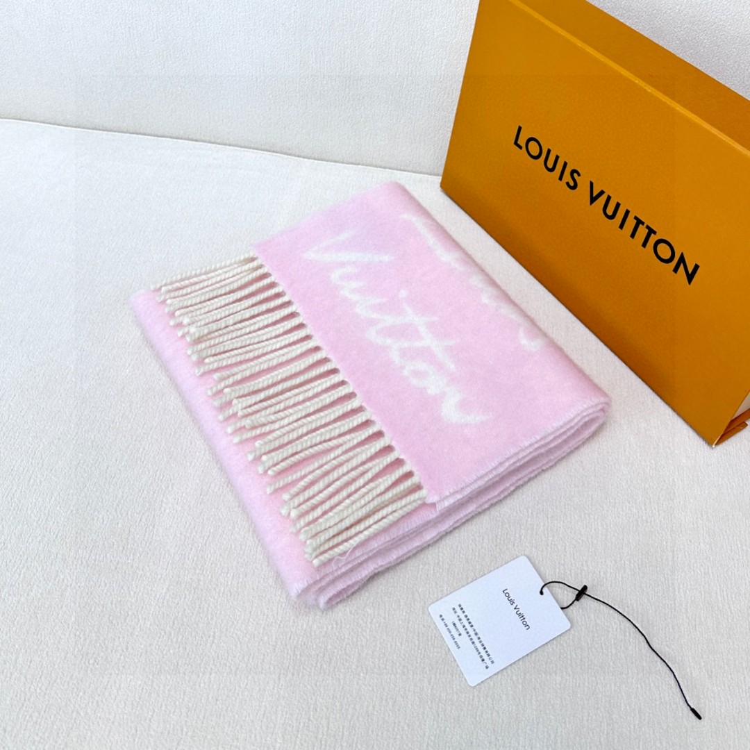 Louis Vuitton Scarves