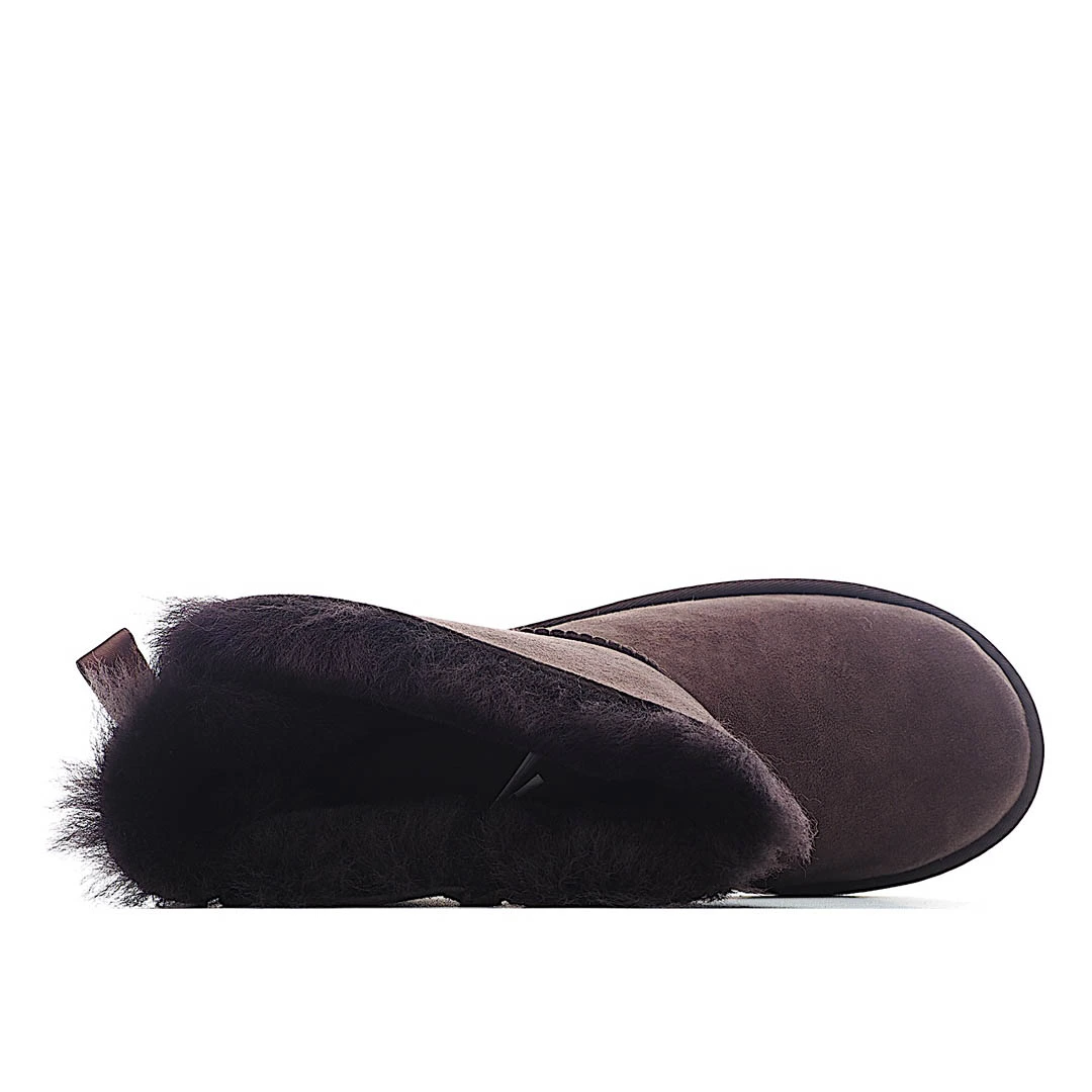 UGG Classic Mini series snow boots