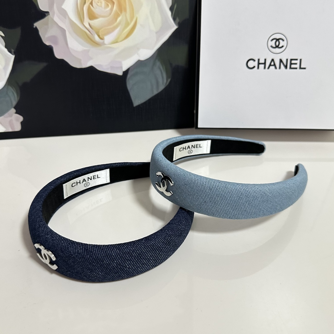 Chanel hair band
