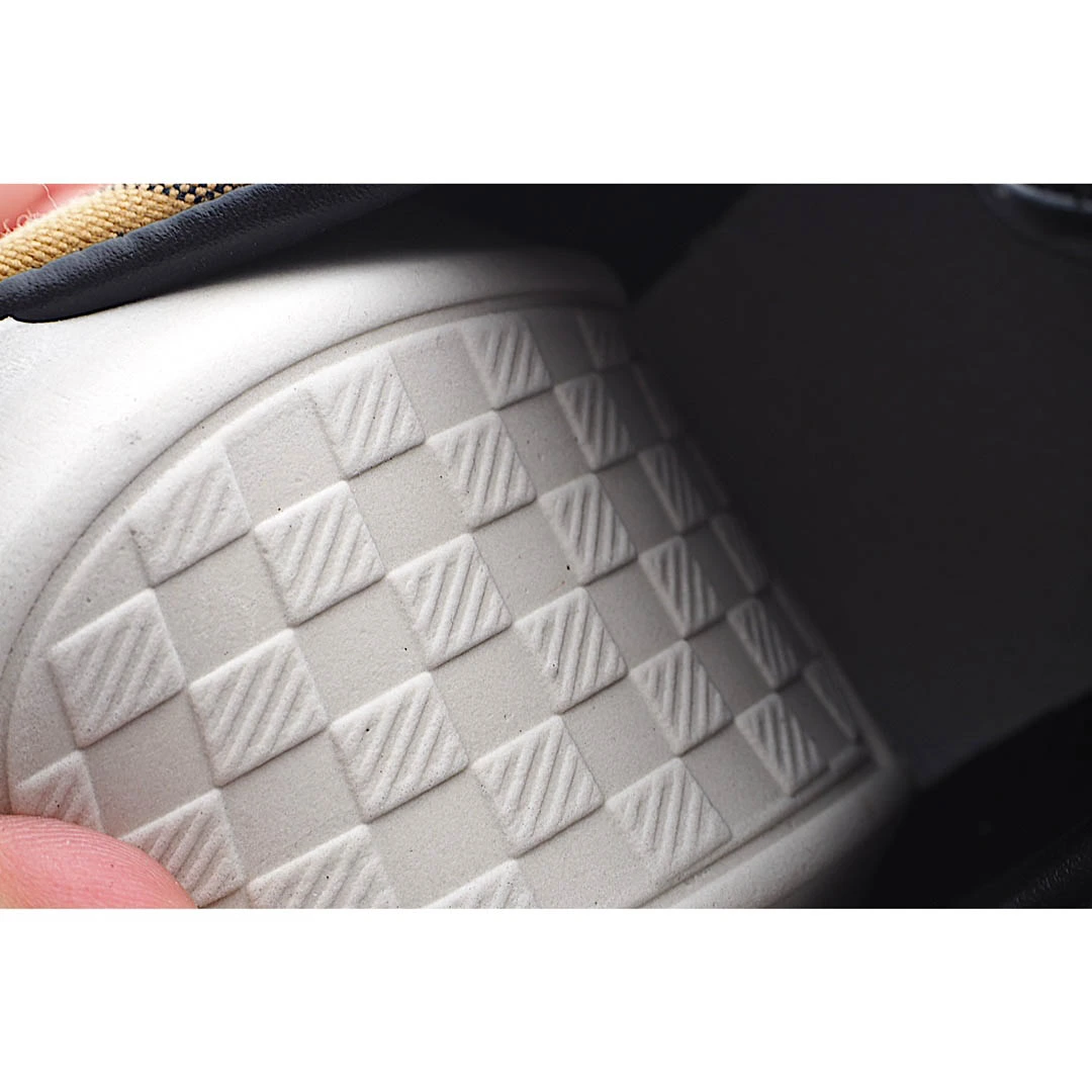 BURBERRY Vintage Sneakers