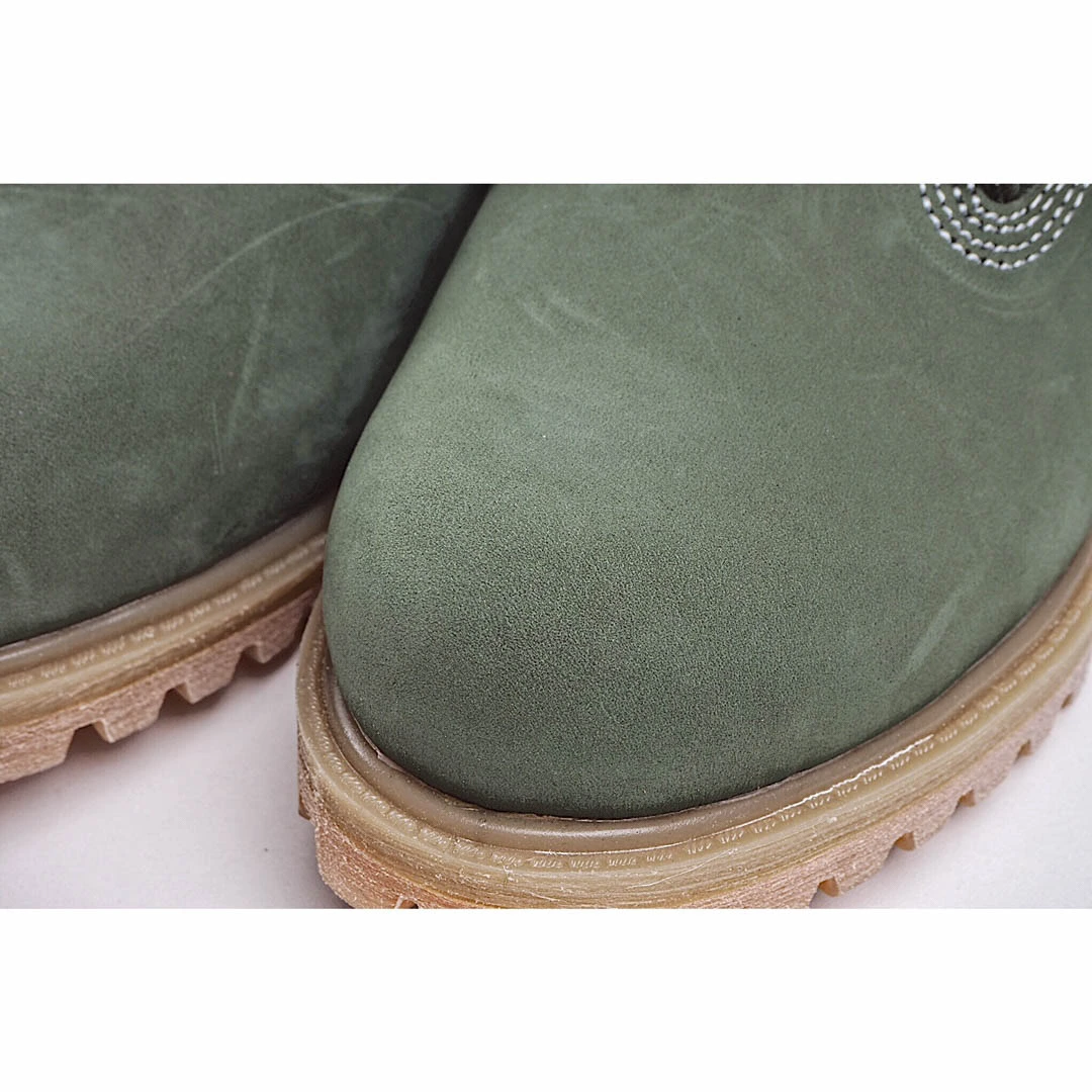 Timberland Classic High-Top Martin Boots
