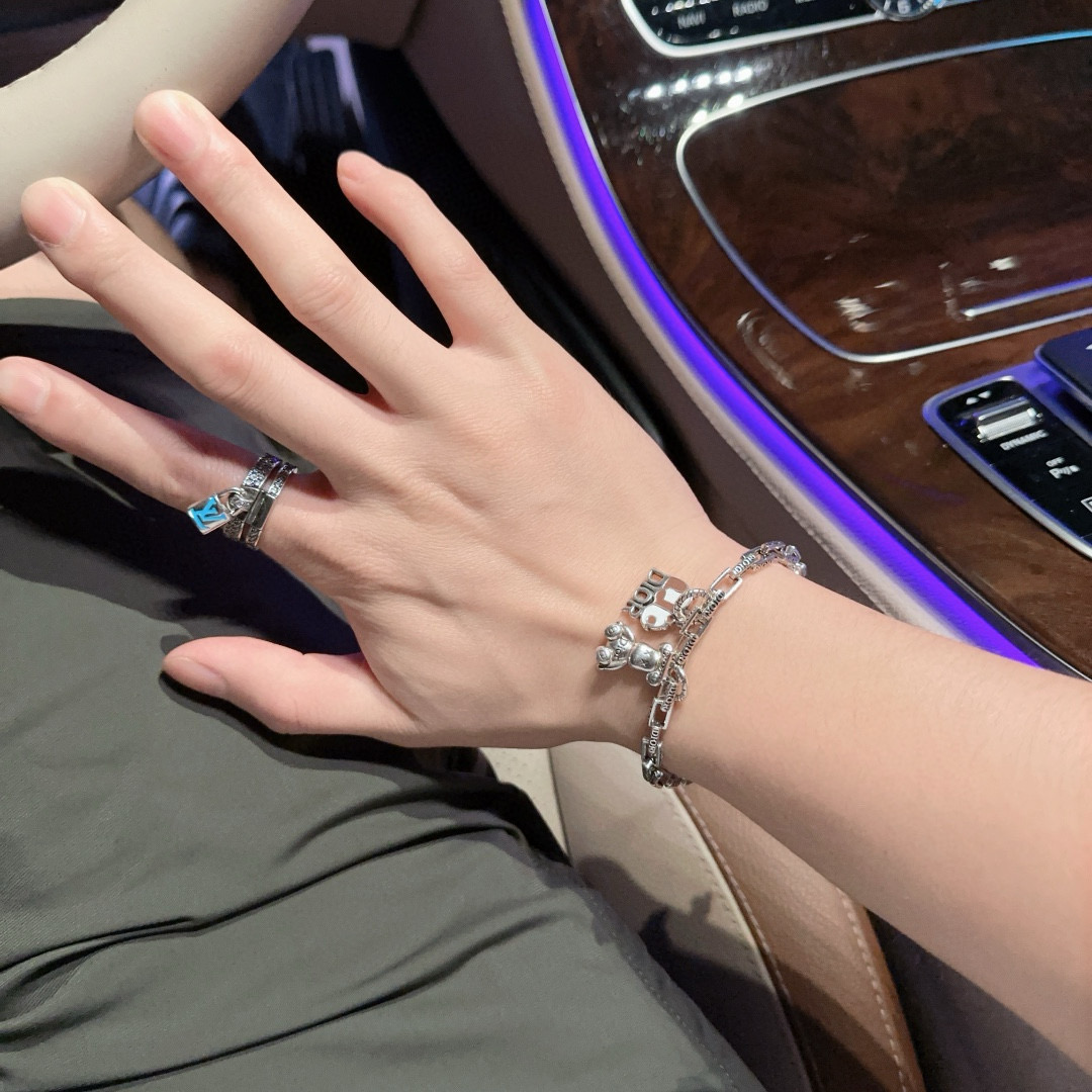 DIOR Bracelet 100