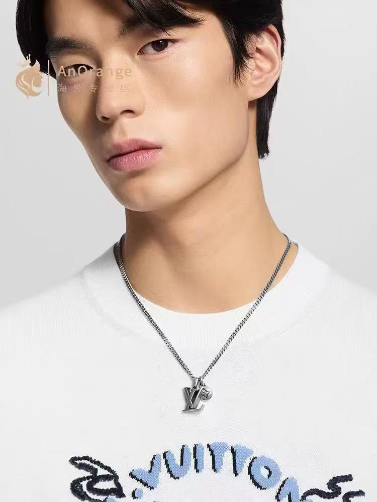 Louis Vuitton Necklace