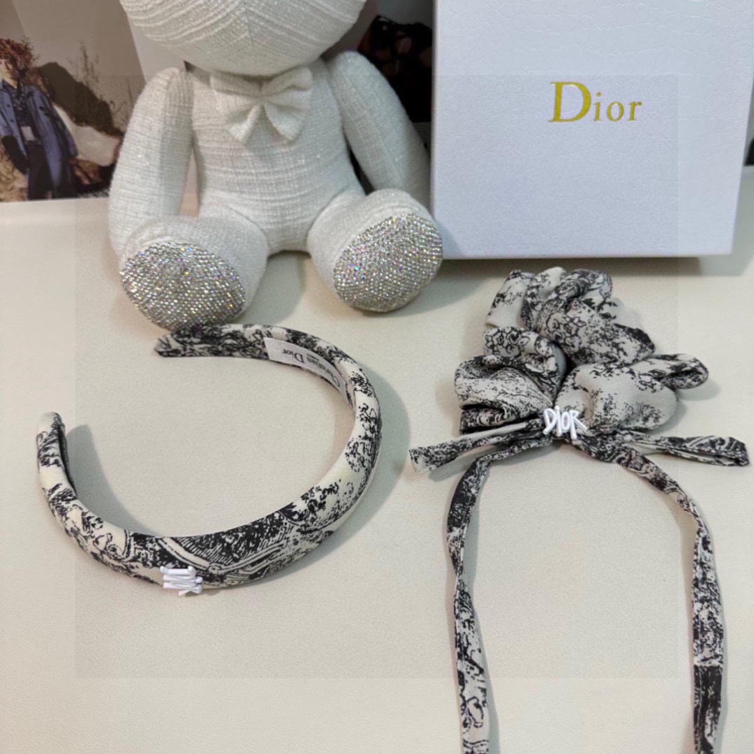 Dior hair band/ hair loop