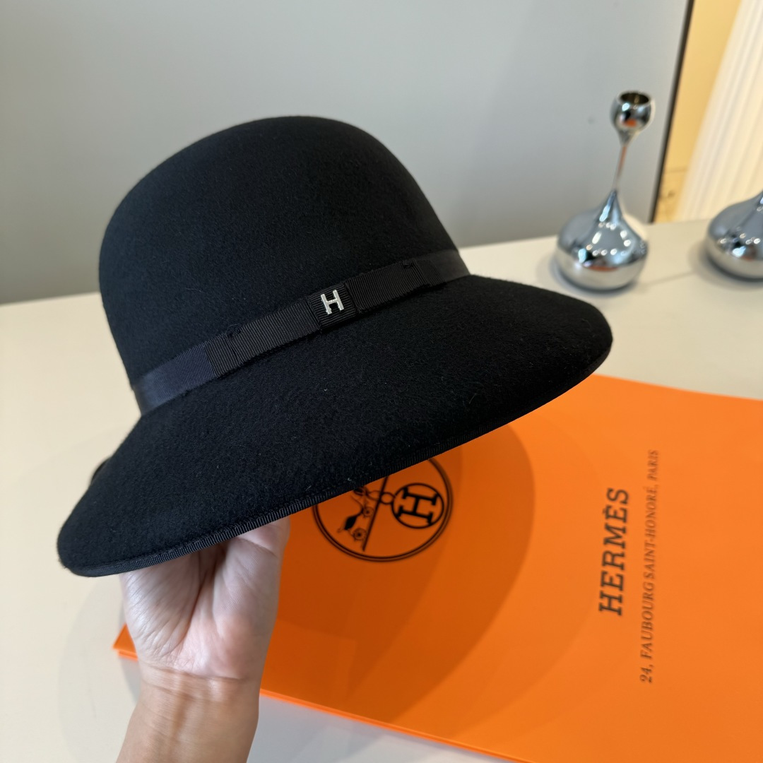 Hermes Bucket Hat