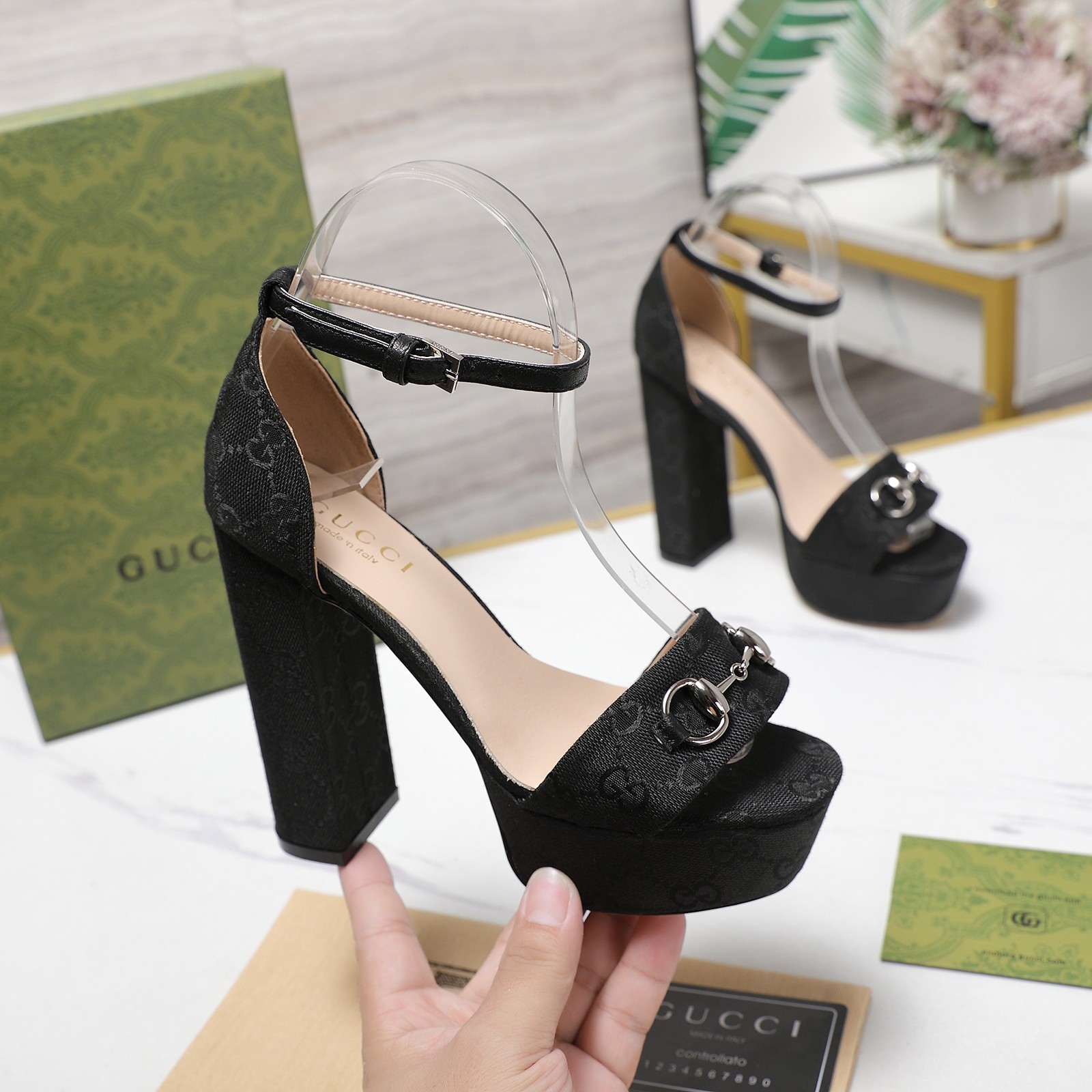 Gucci Square-toed platform high-heeled sandals