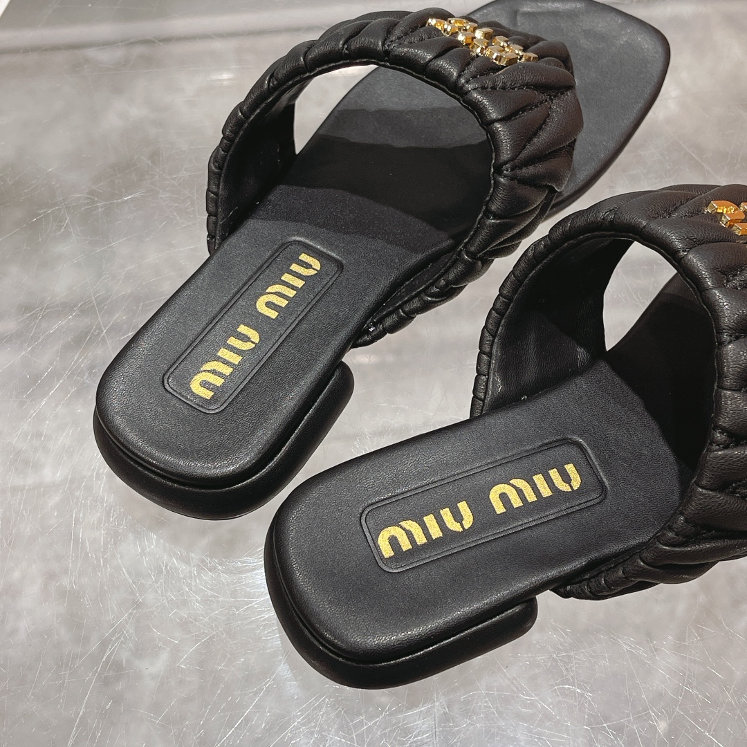 MiuMiu Slippers