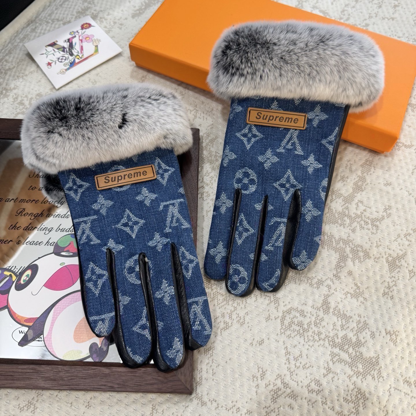 Louis Vuitton Gloves