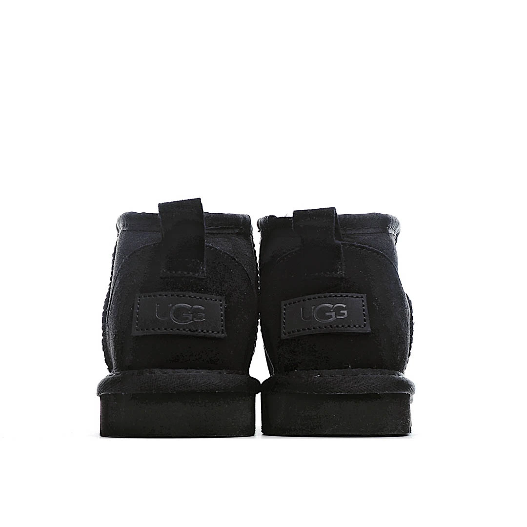 UGG Classic Mini series snow boots