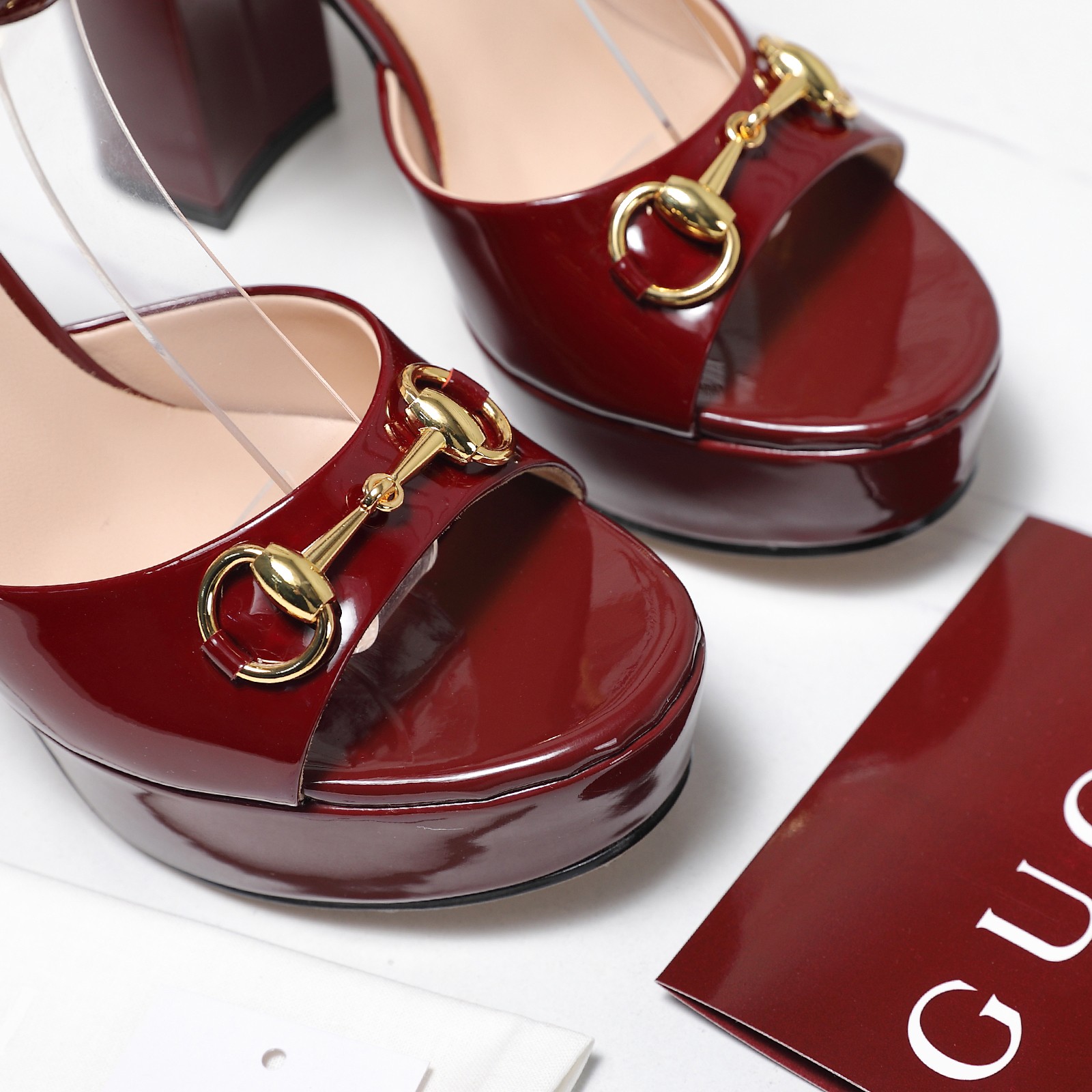 Gucci Round-toe platform high-heeled sandals