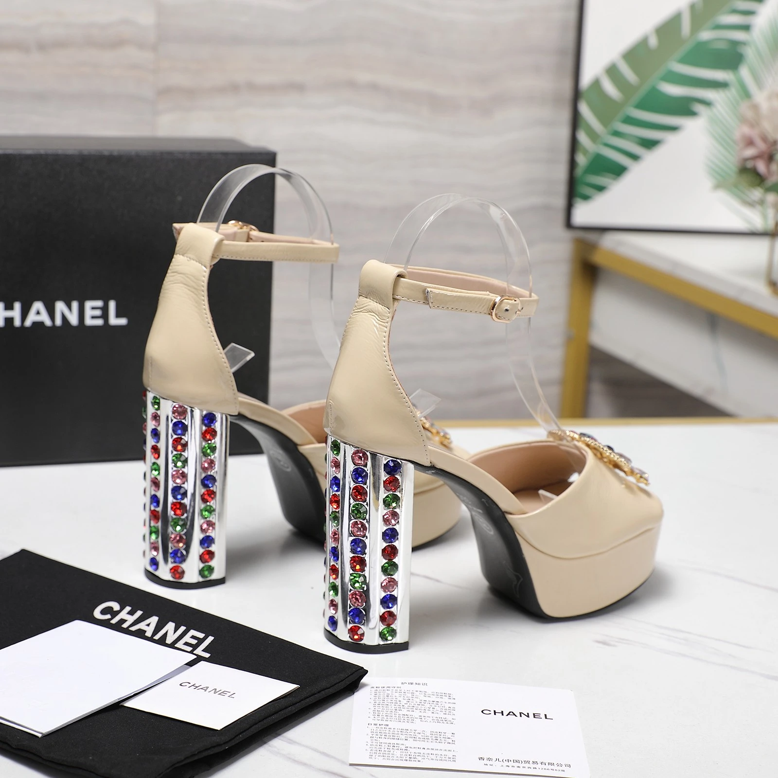 CHANEL Classic Diamond Heel+Double C Diamond Button Sandals