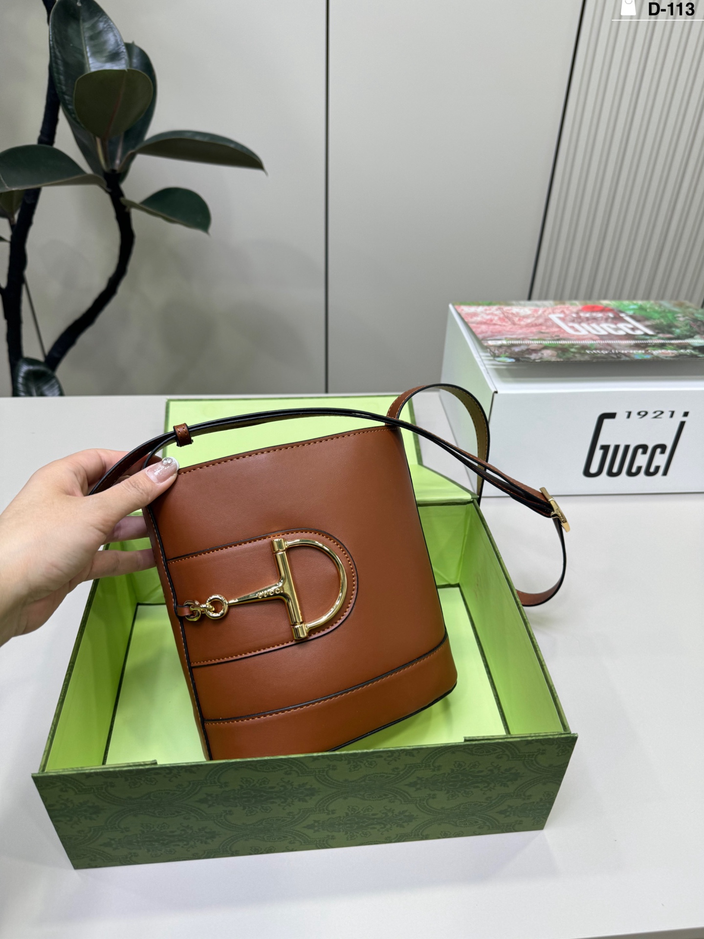 Gucci73 Bucket Bag