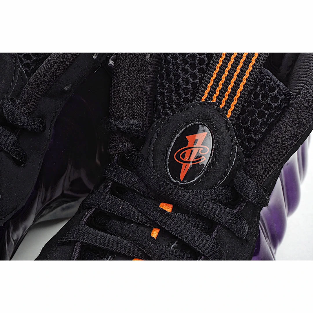 Nike Air Foamposite one  紫