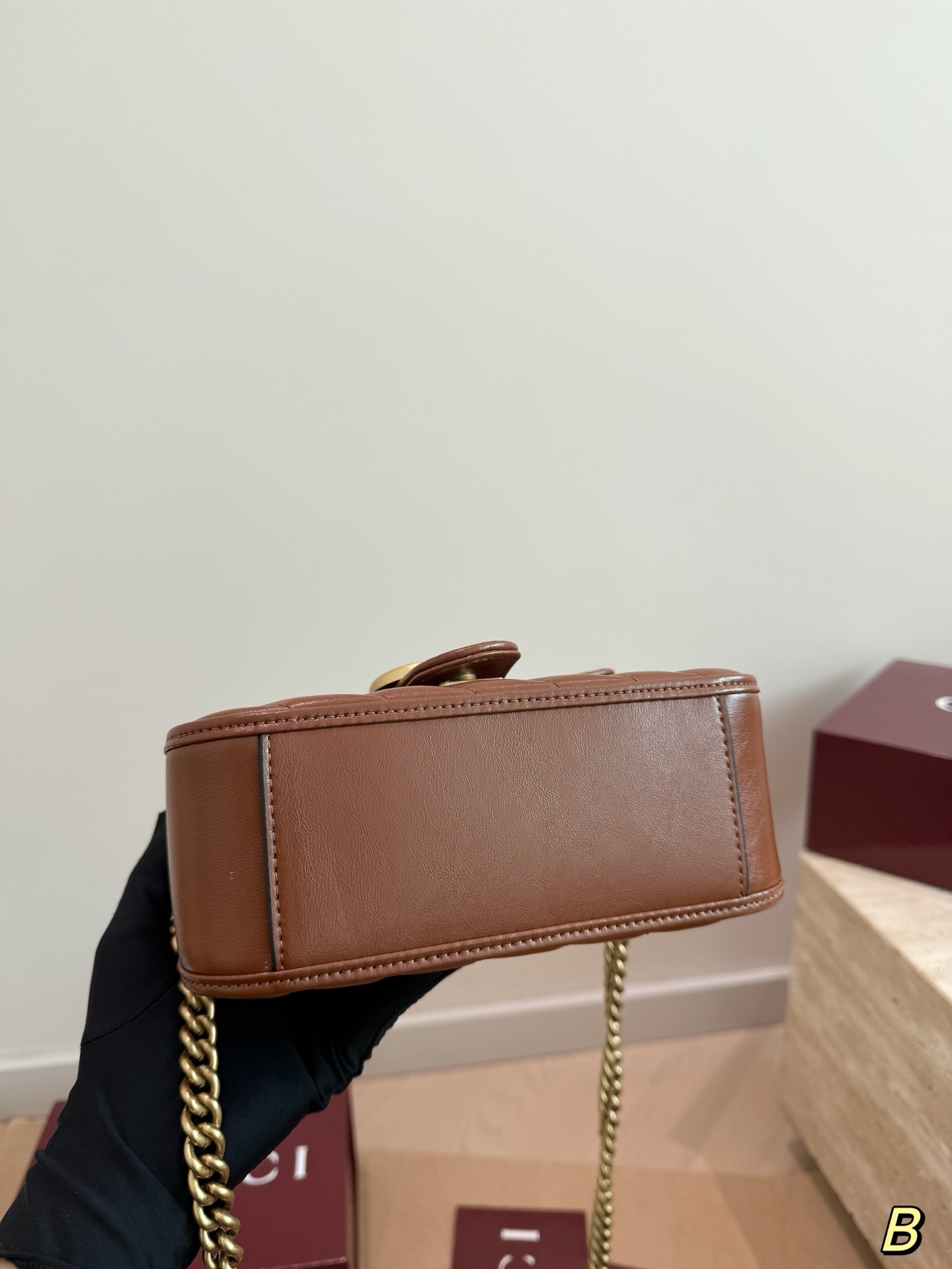 GG Marmont Messenger Bag