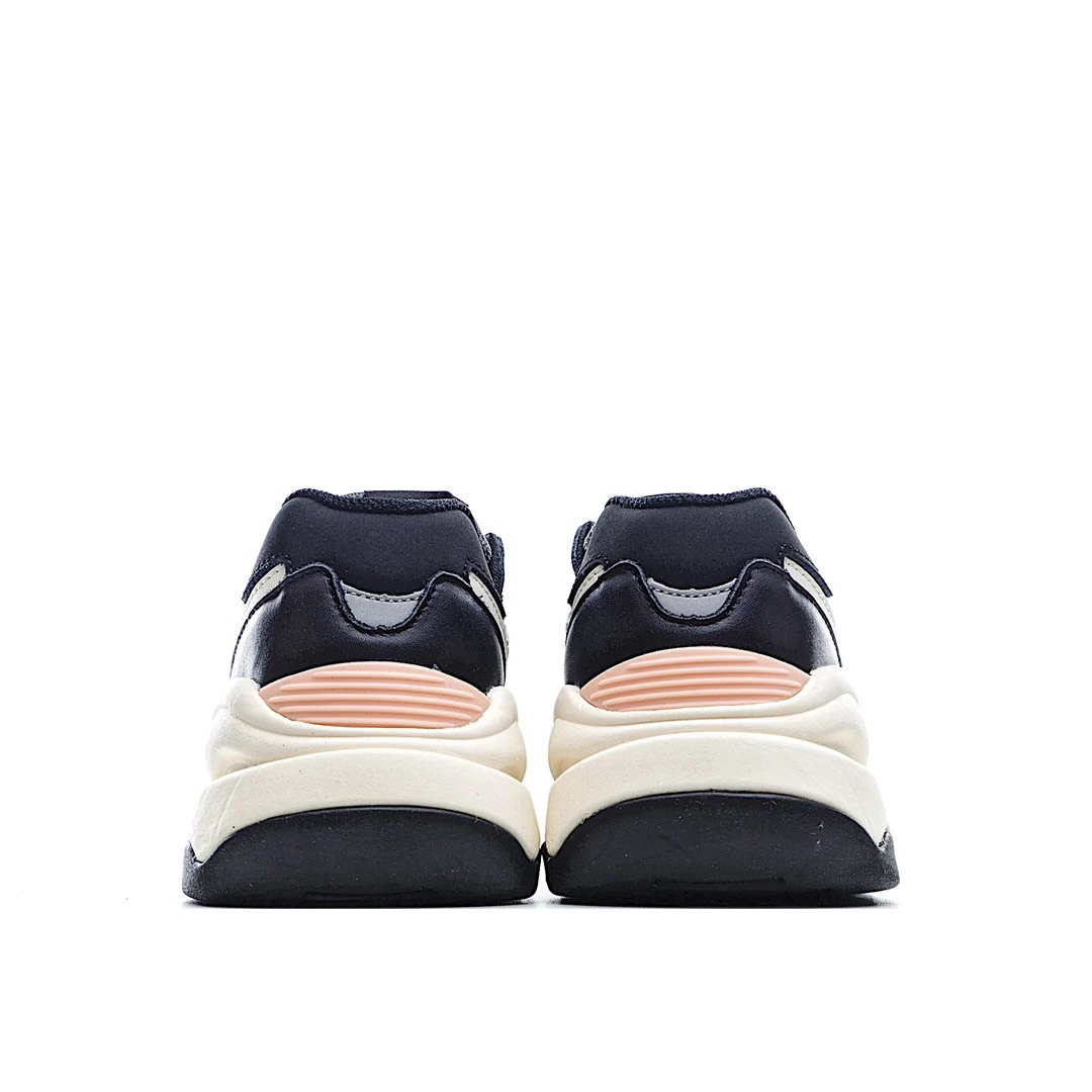New Balance Casual Sneakers