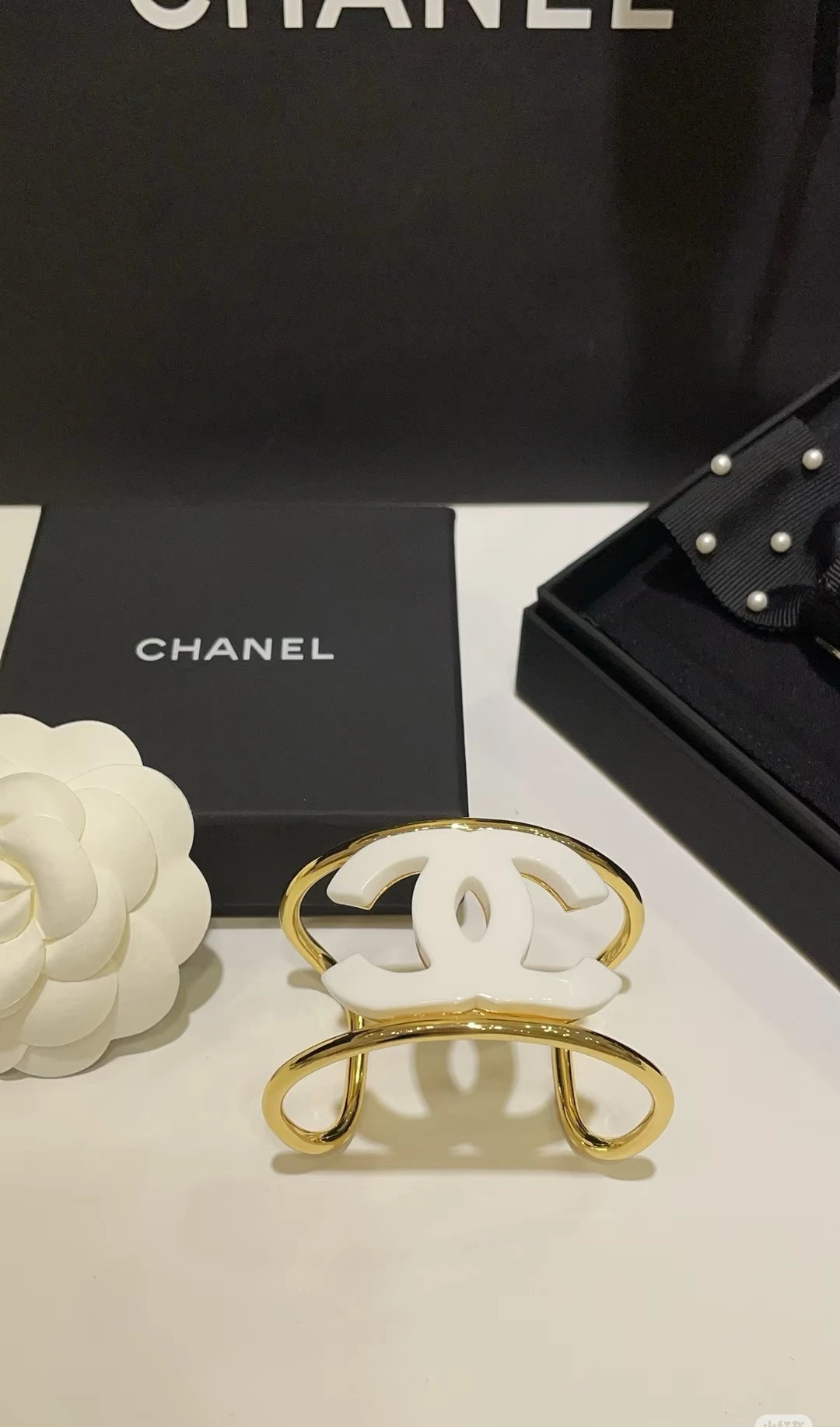 Chanel Earring