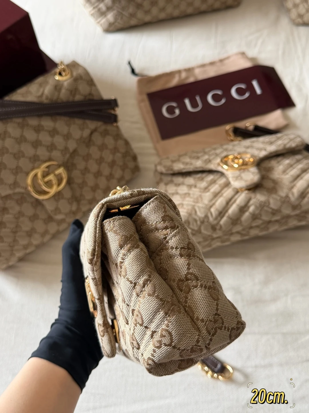 GG Marmont Mini Shoulder Bag