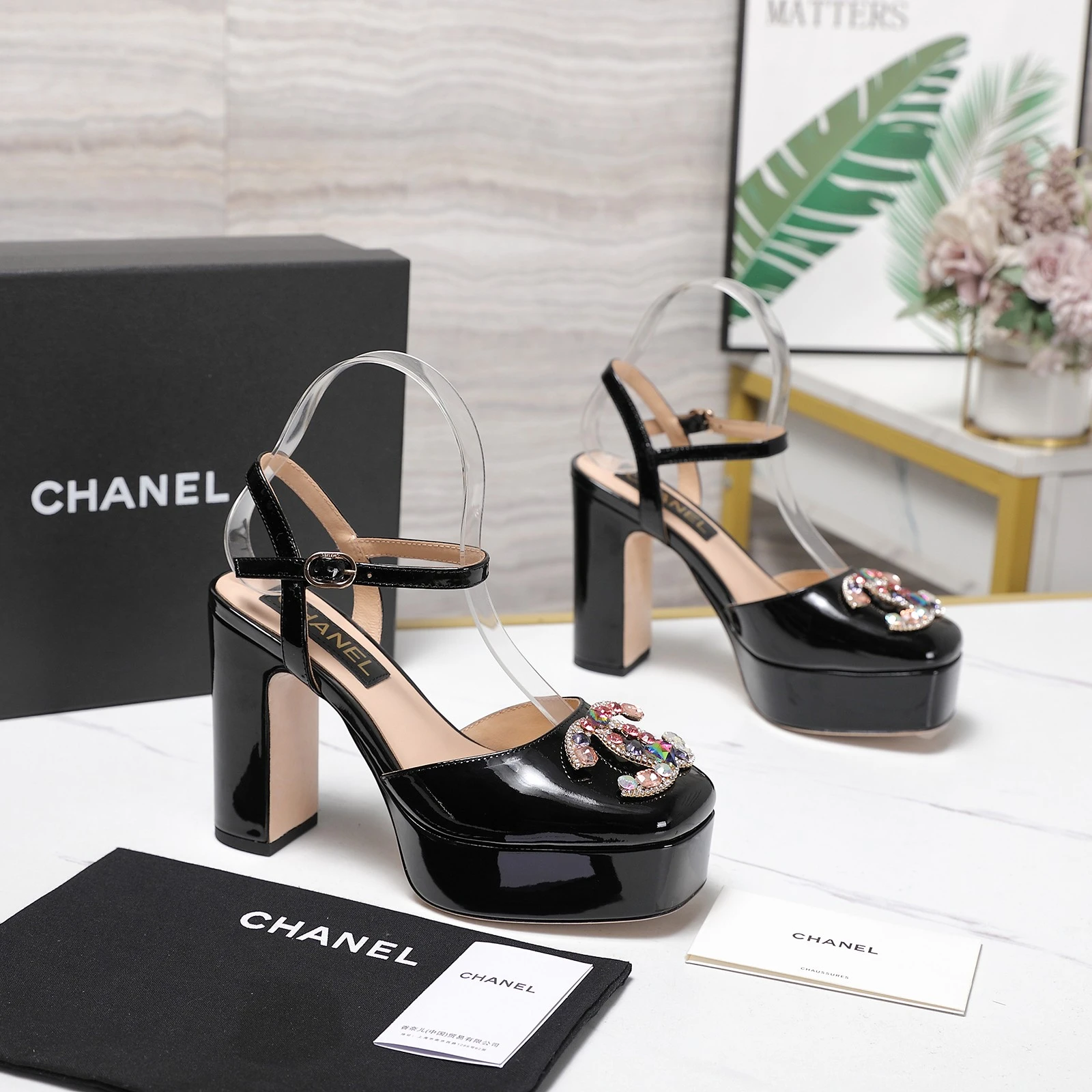 CHANEL Classic Diamond Heel+Double C Diamond Button Sandals