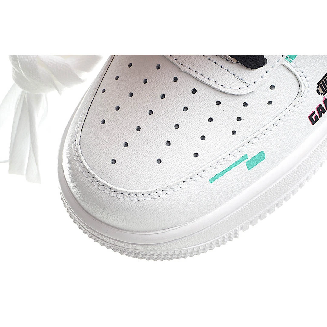 Nike Air Force 1 Low'07 Low Top Sneakers
