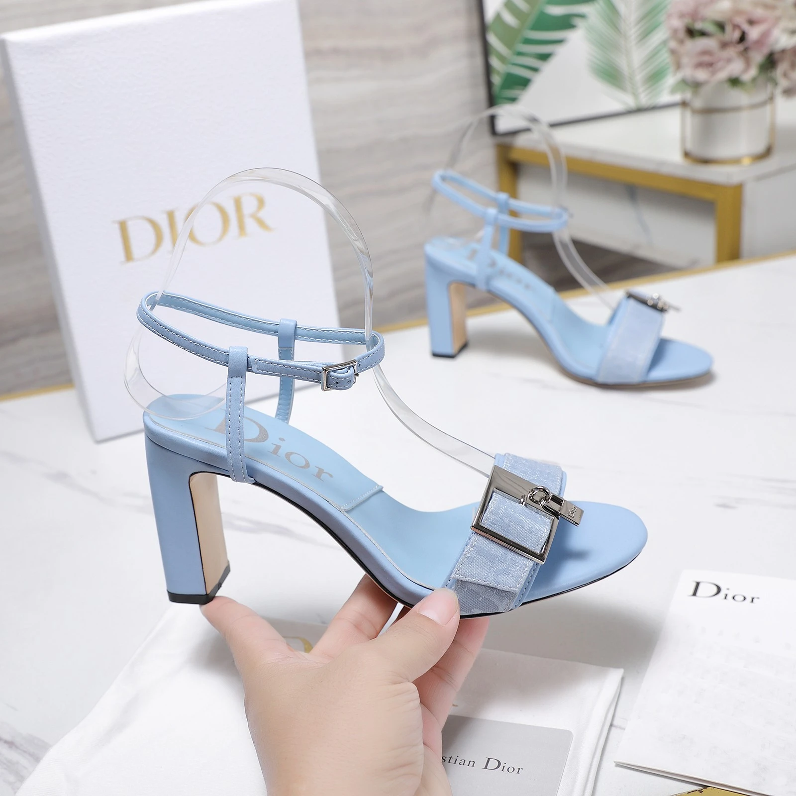 26 new Dior high-heeled sandals