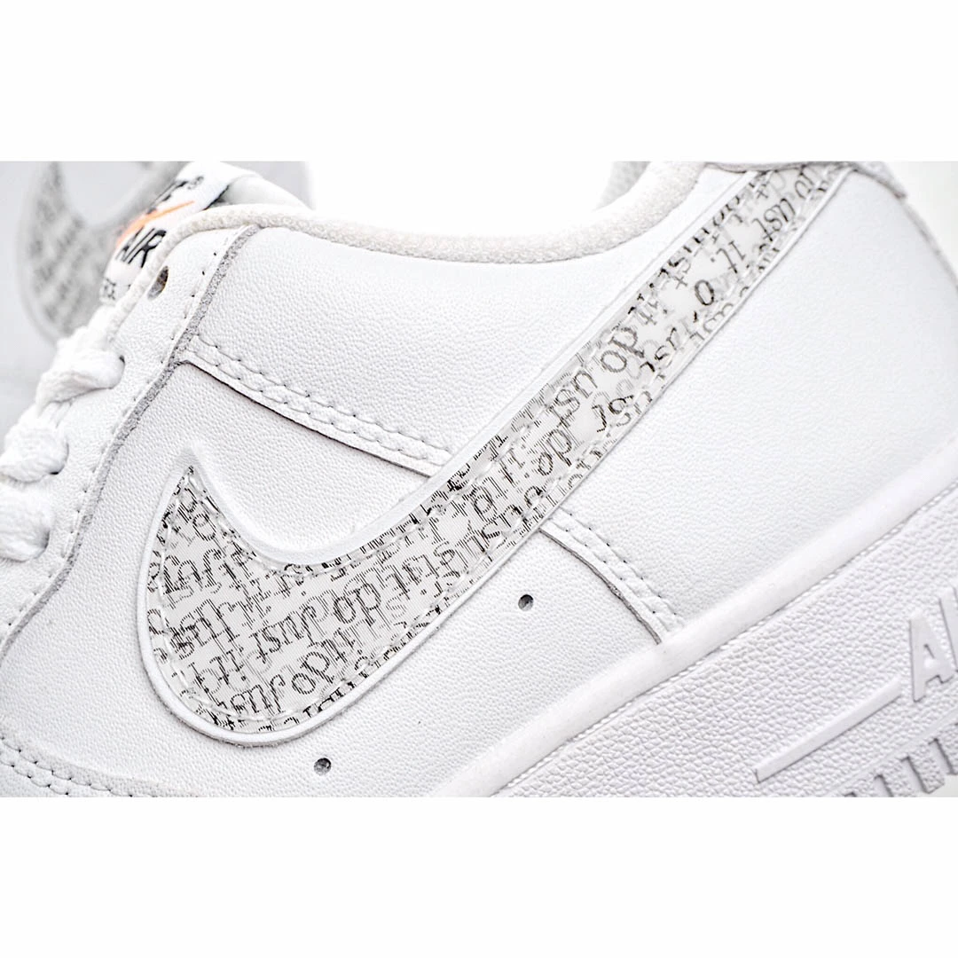 Nike Air Force 1 Low-Top Sneakers