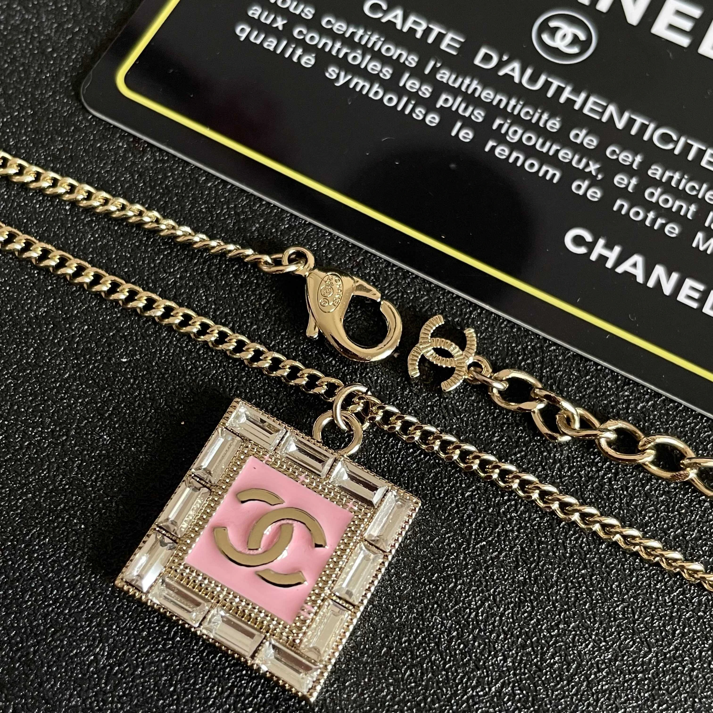 Chanel Earring