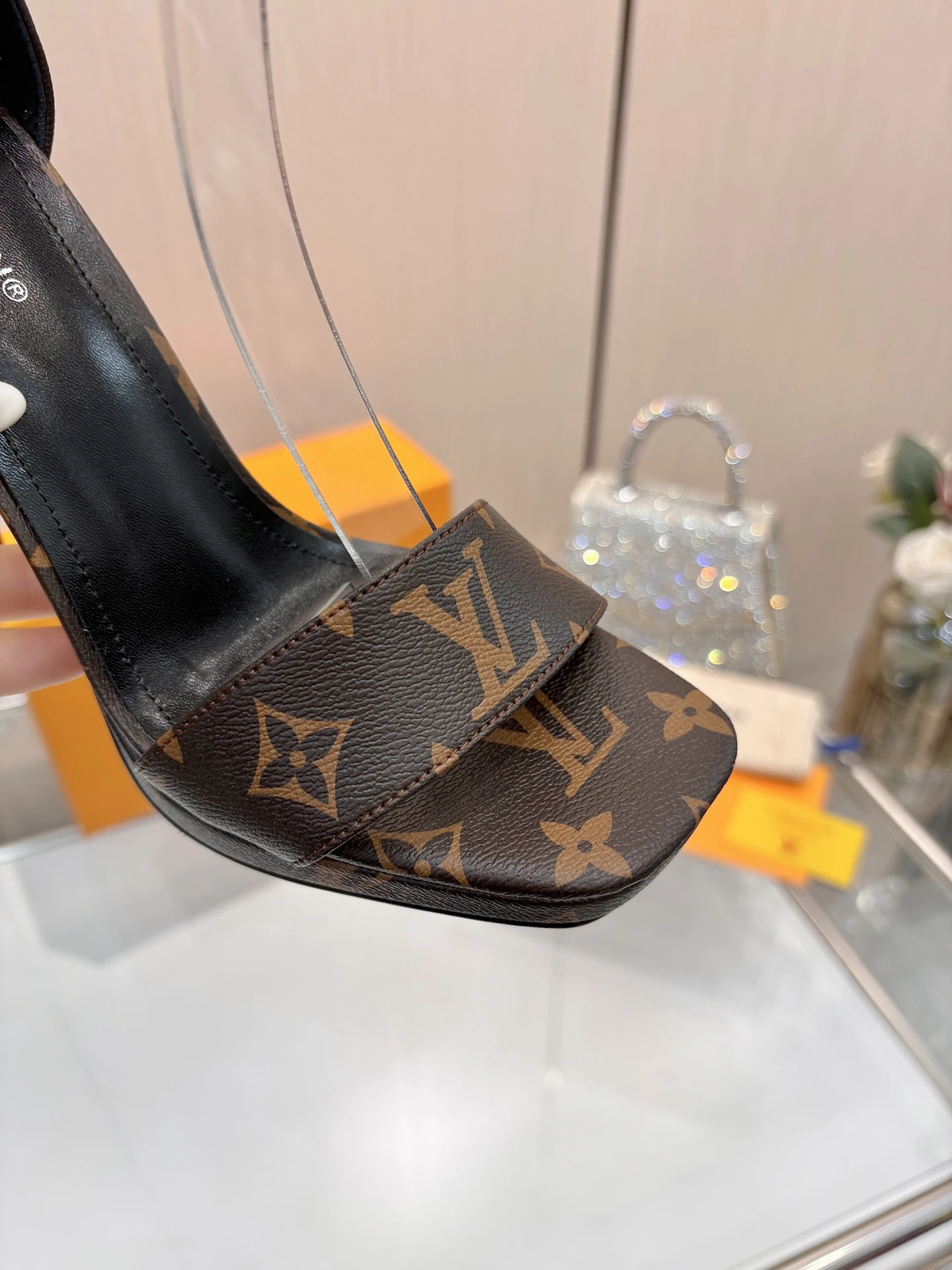 LV 2026 SS High Heeled Sandal