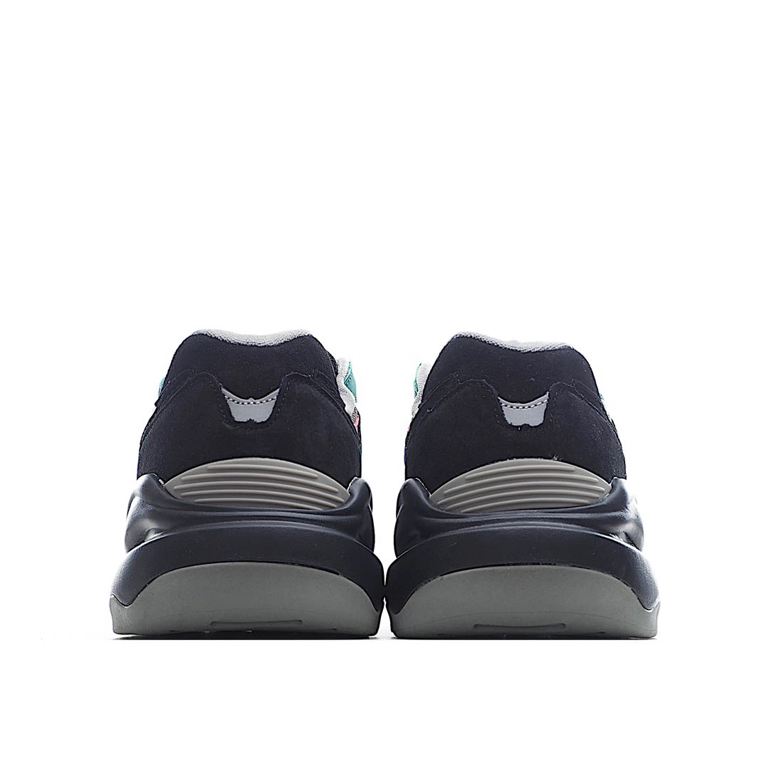 New Balance Casual Sneakers
