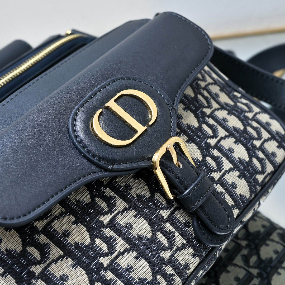 Dior Montaigne Bobby Bag