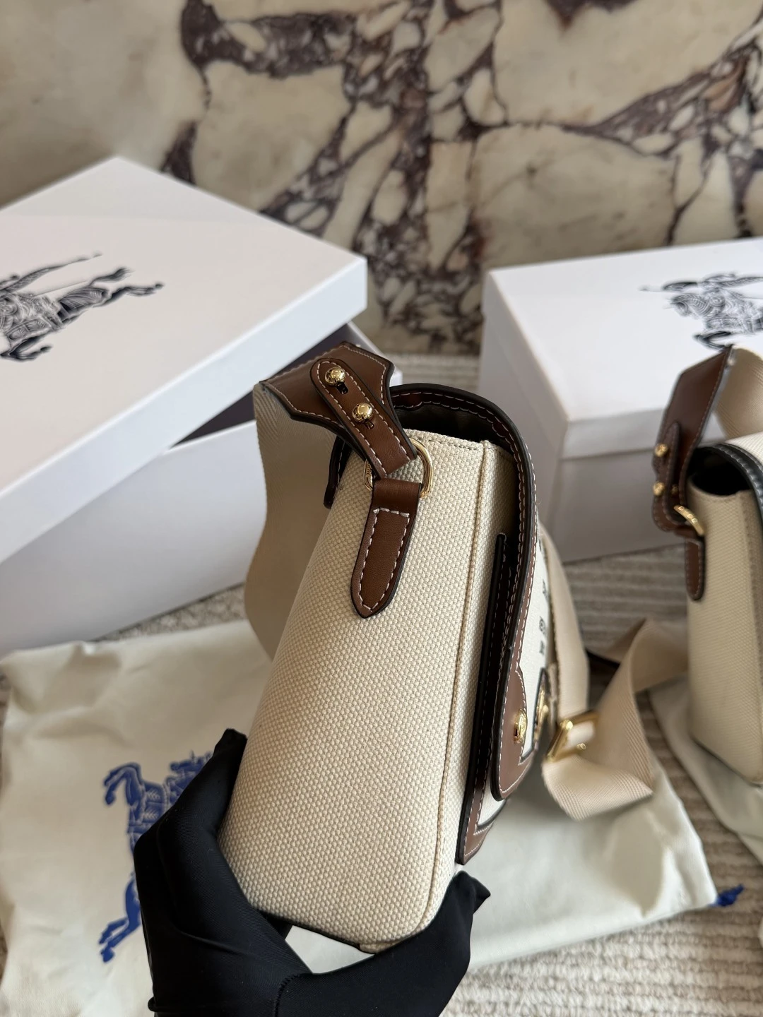 Burberry Horseferry