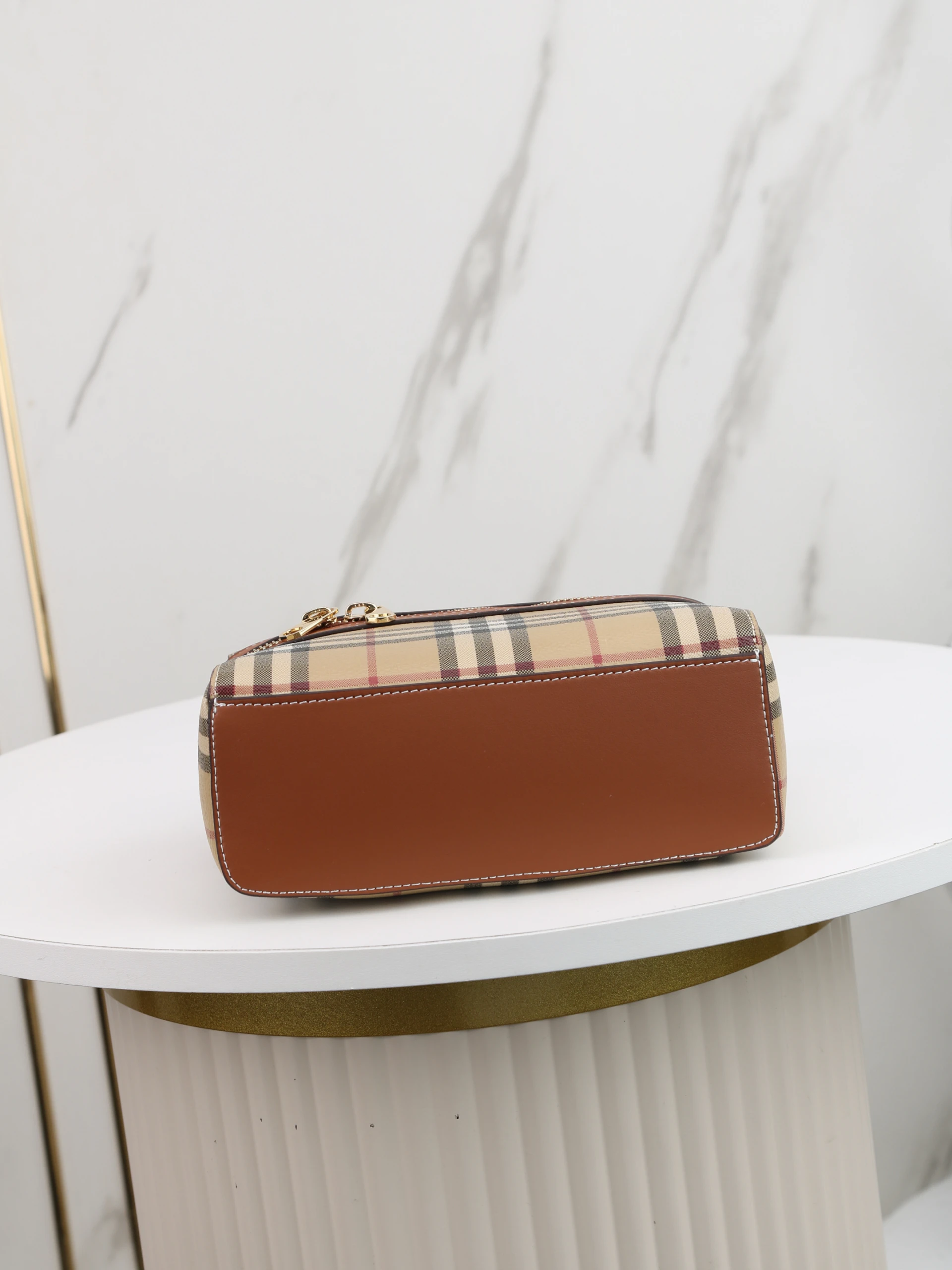 Burberry Vanity