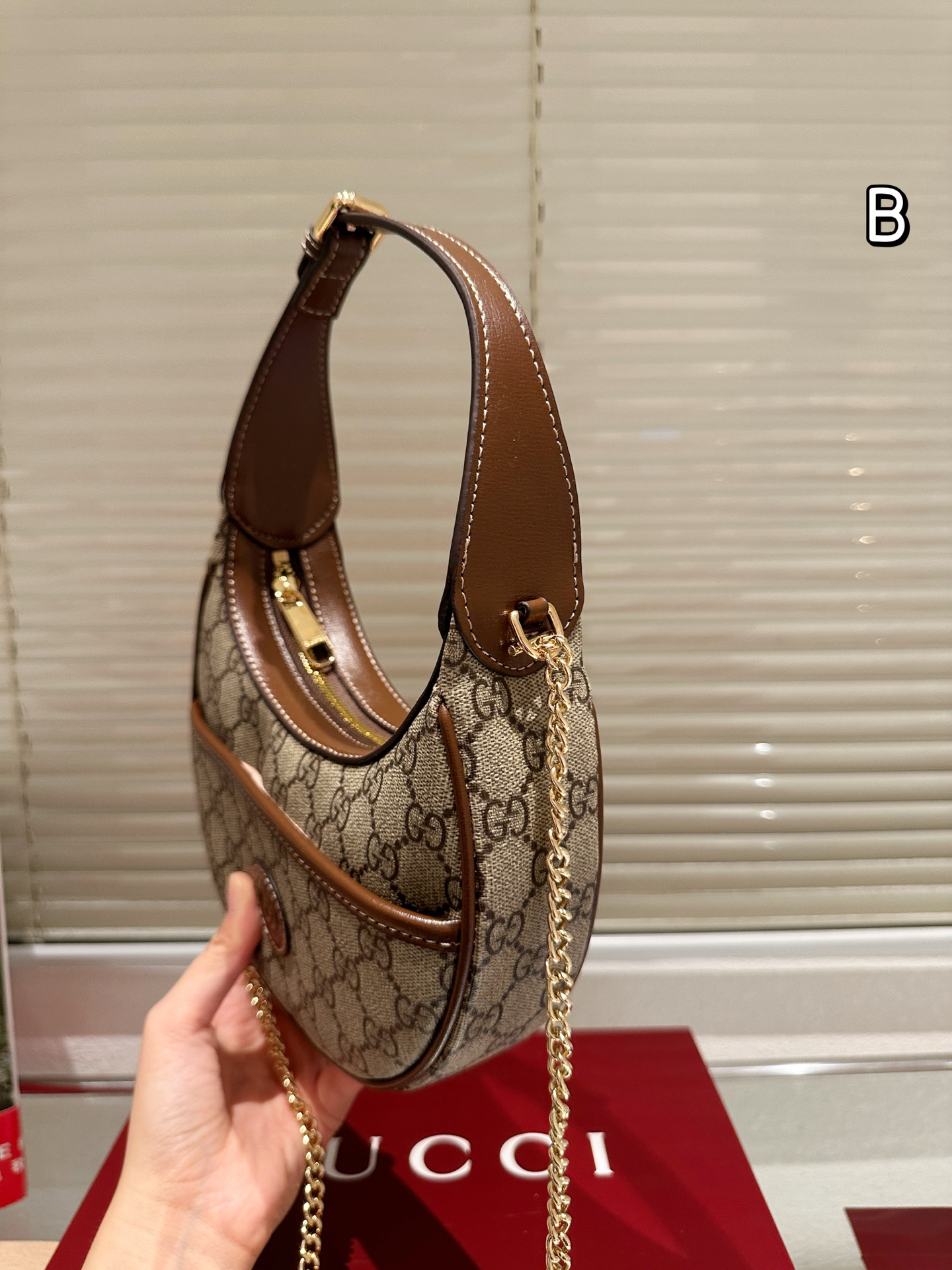 GG Marmont Handle Bag