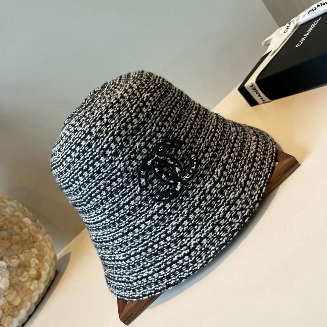 Louis Vuitton Bucket Hat