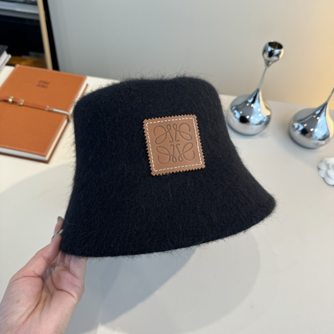 Loewe Bucket Hat