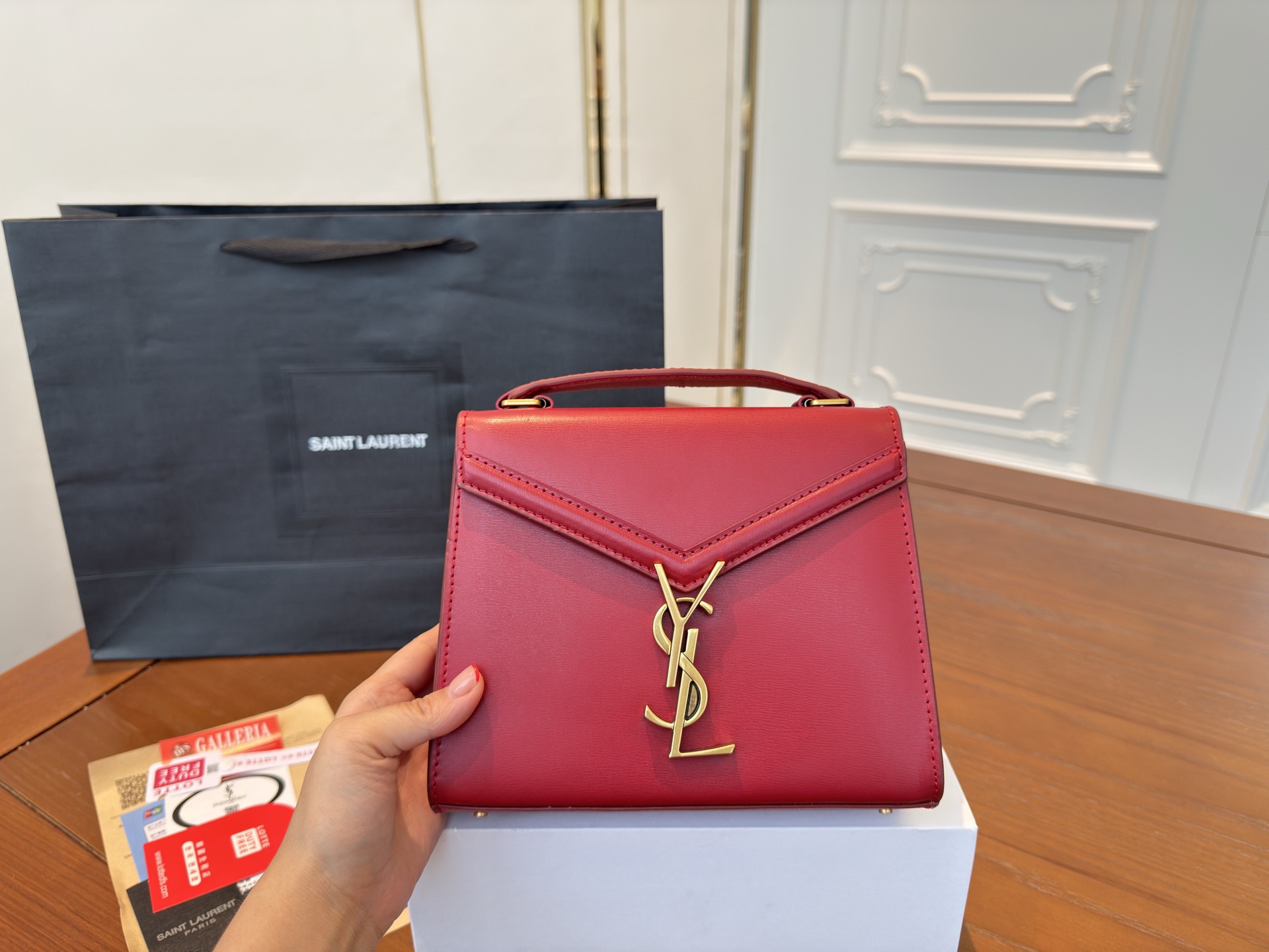 YSL Cassandra