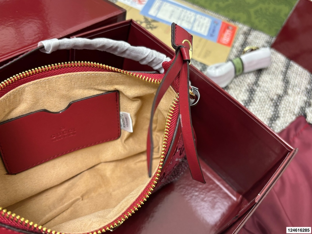 Gucci Hot Diamond Hobo Bag