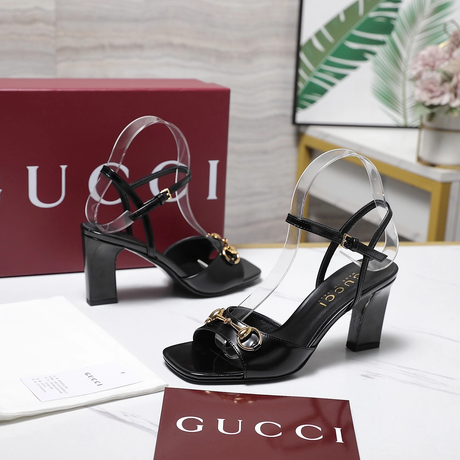 GUCCI New Spring Saddle-Strap Sandals