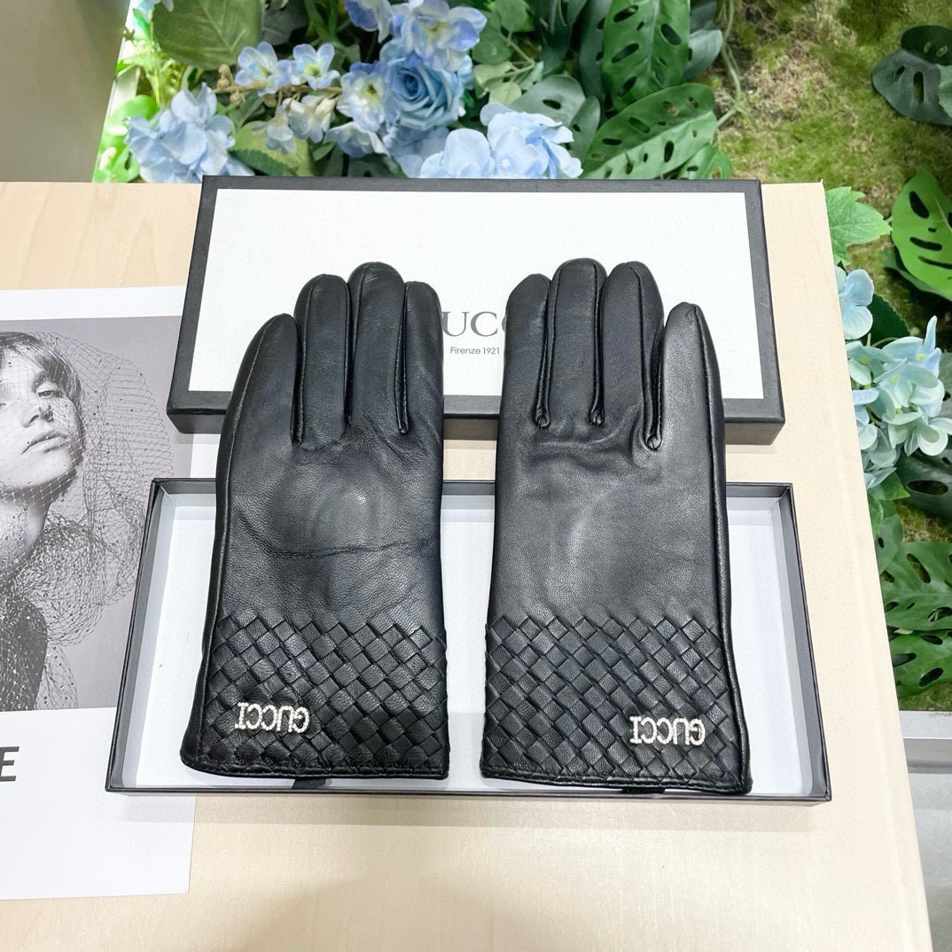 Gucci Gloves