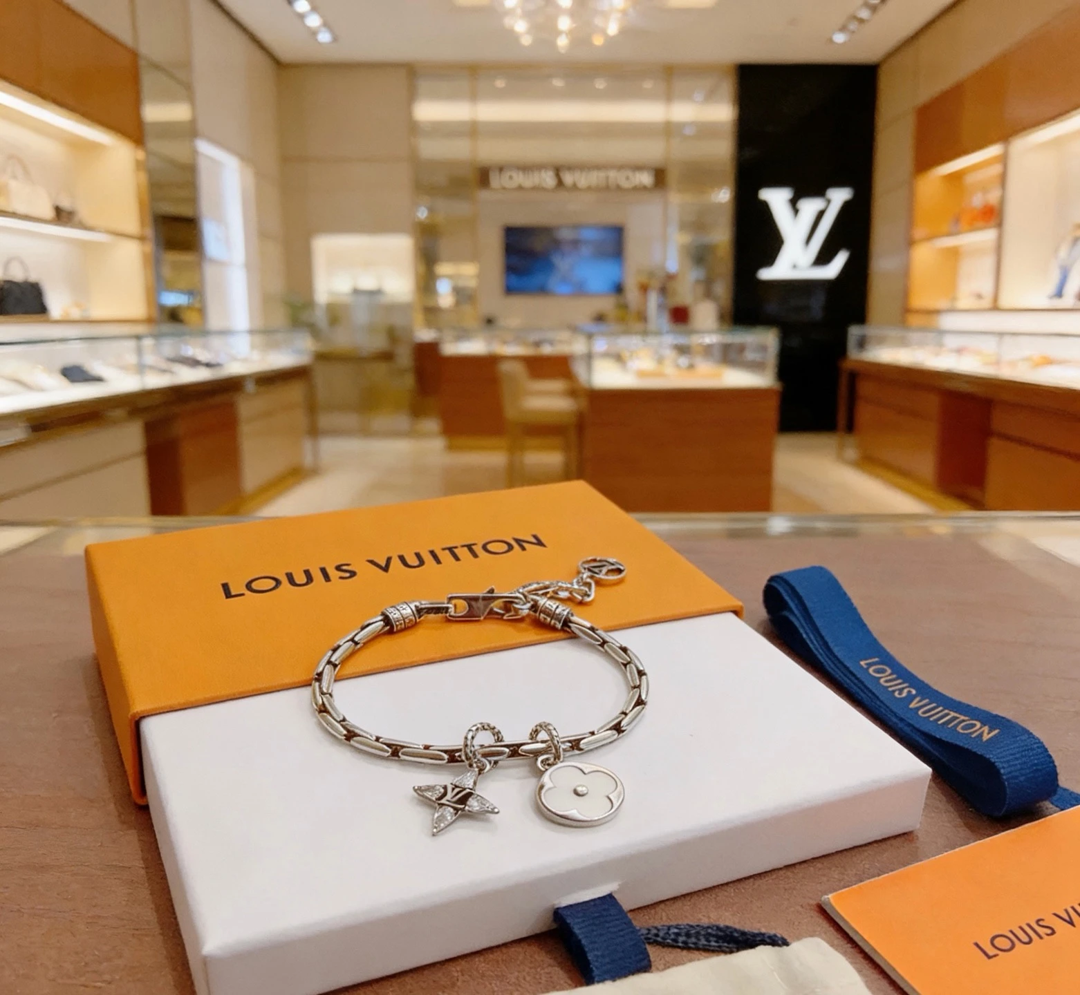LV Bracelet for men