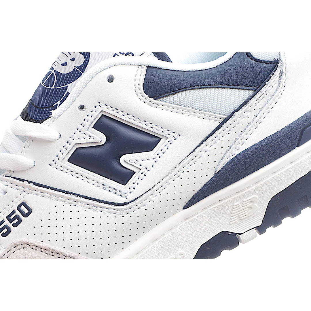 New Balance Low Top Casual Basketball Shoes