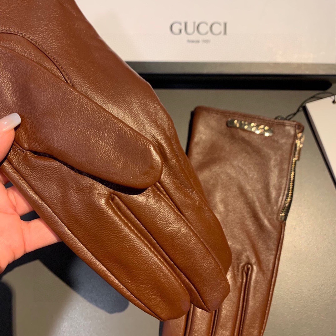 Gucci Gloves