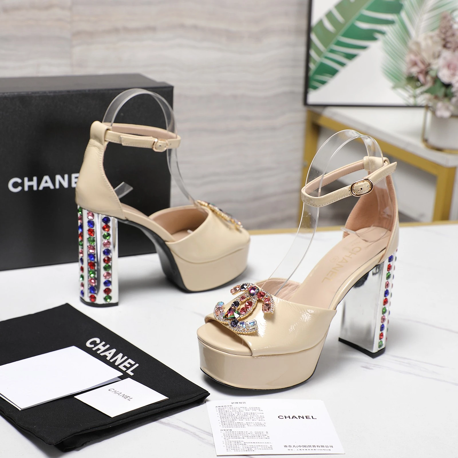 CHANEL Classic Diamond Heel+Double C Diamond Button Sandals