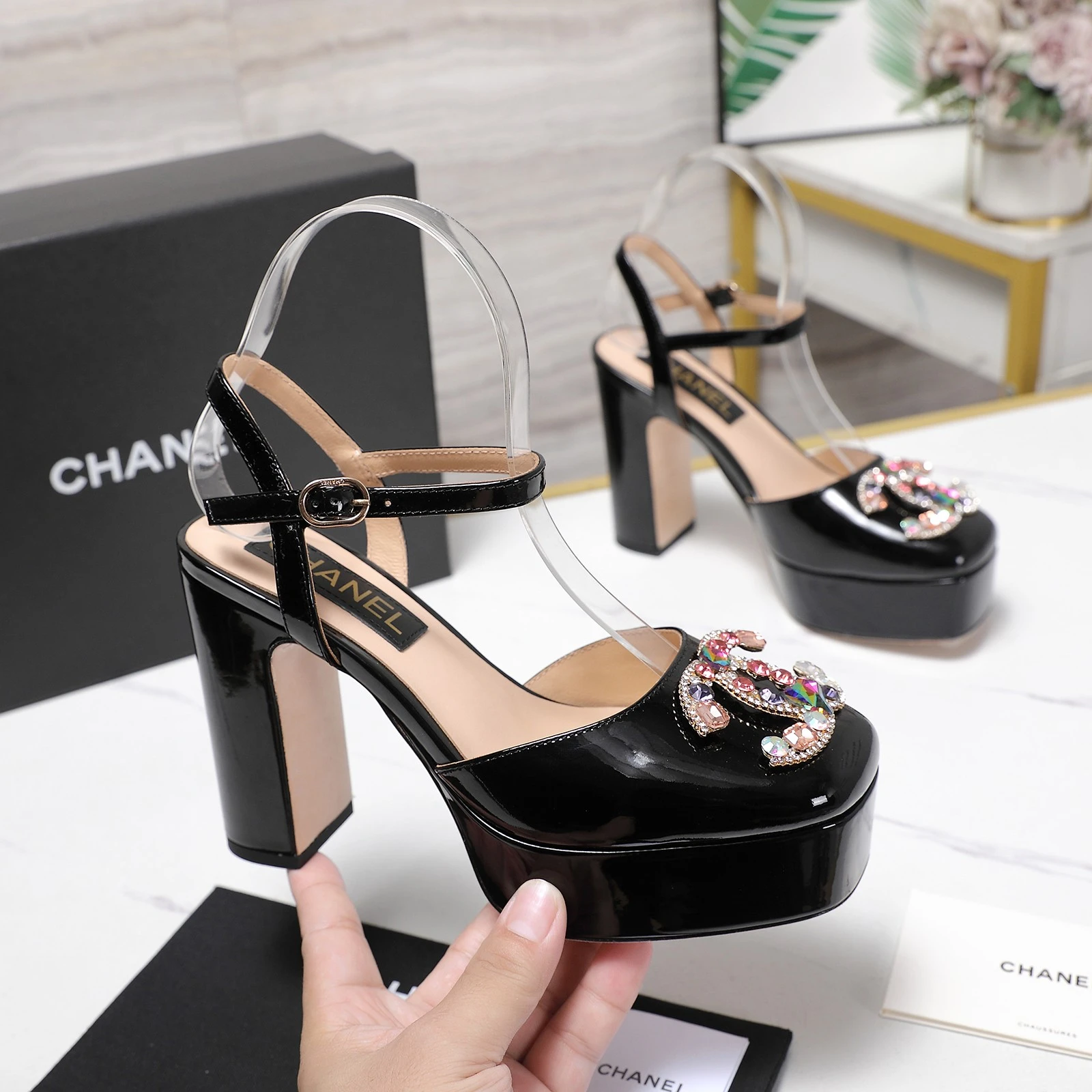 CHANEL Classic Diamond Heel+Double C Diamond Button Sandals