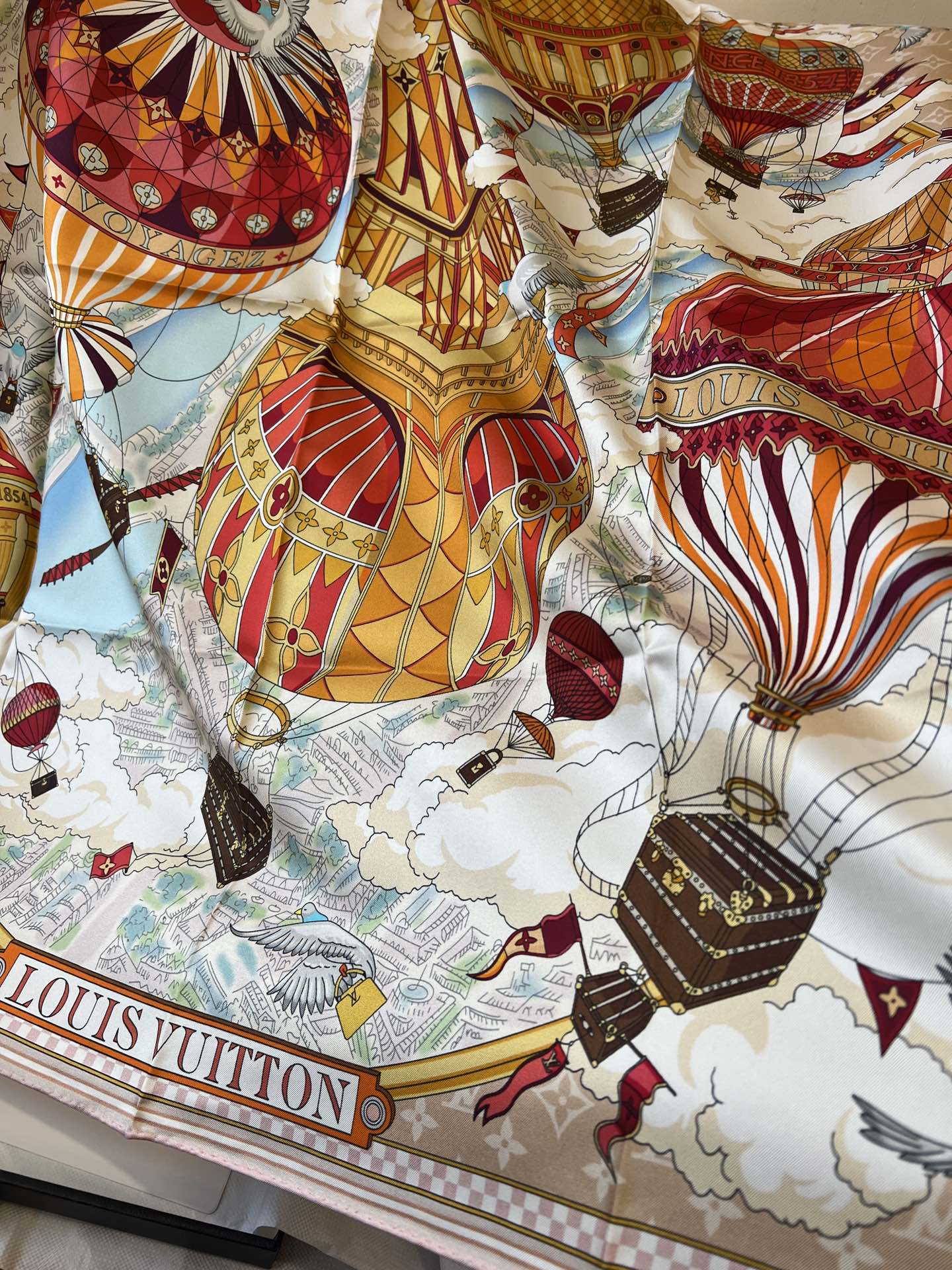 Louis Vuitton Scarves