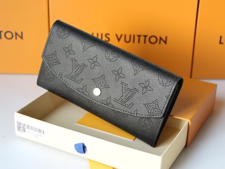 LV Iris